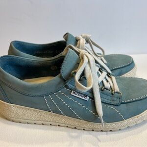 Mephisto Originals women’s light blue, size 7.5